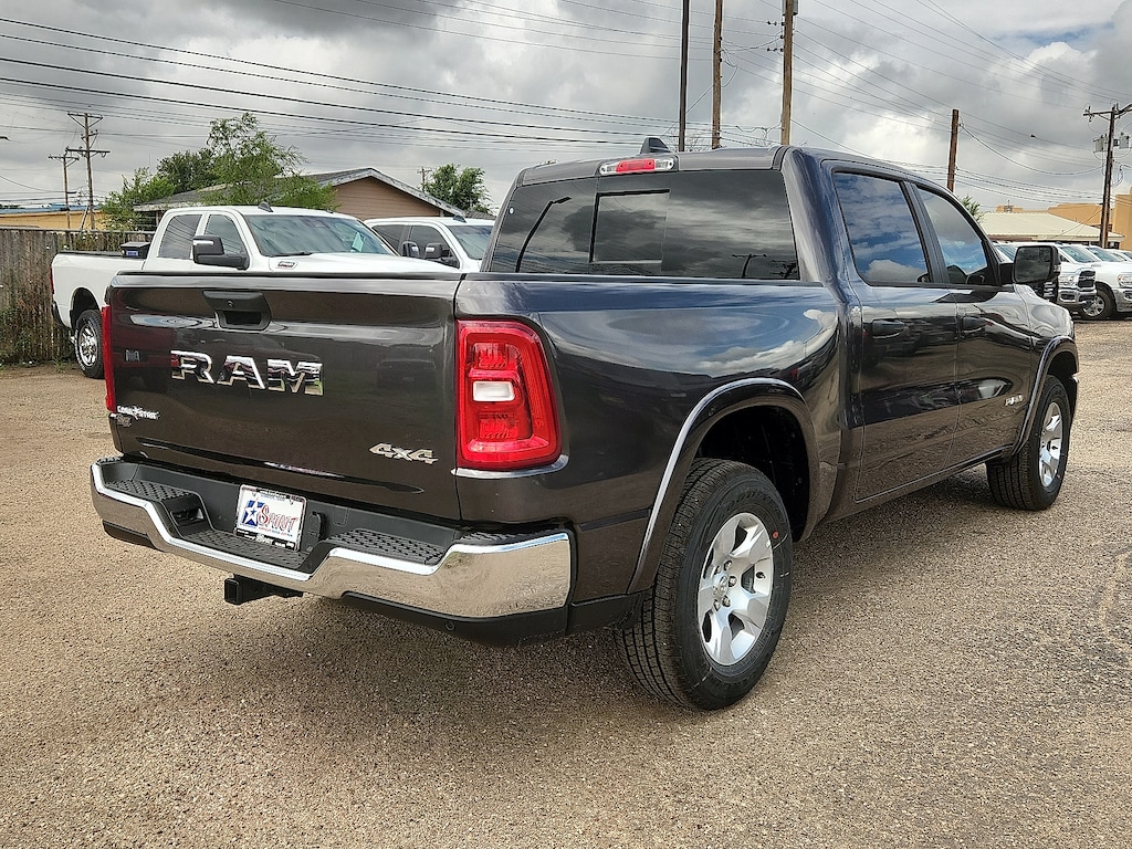 New 2026 Ram 1500 LONE STAR CREW CAB 4X4 5'7 BOX Pickup