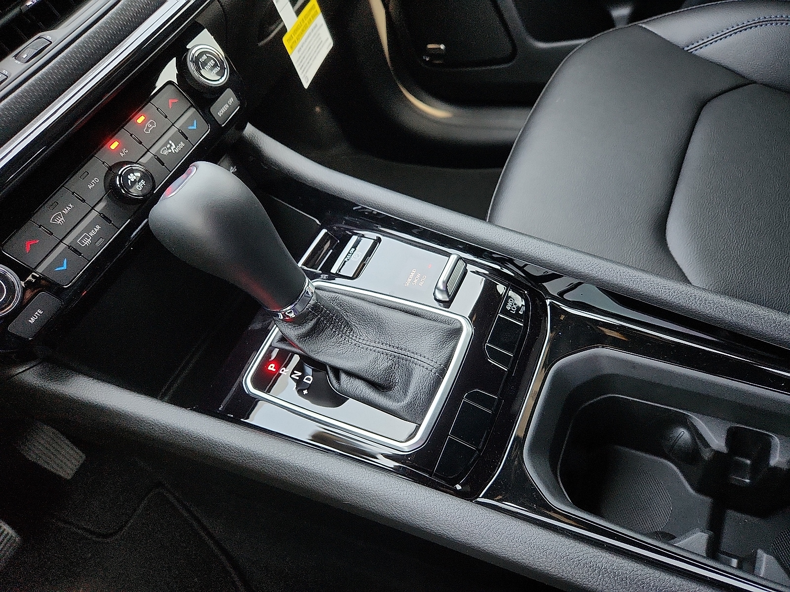 2025 Jeep Compass Limited - Photo 19