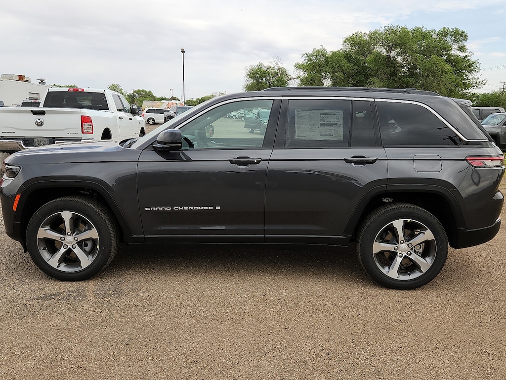 New 2026 Jeep Grand Cherokee LIMITED 4X4 Sport Utility