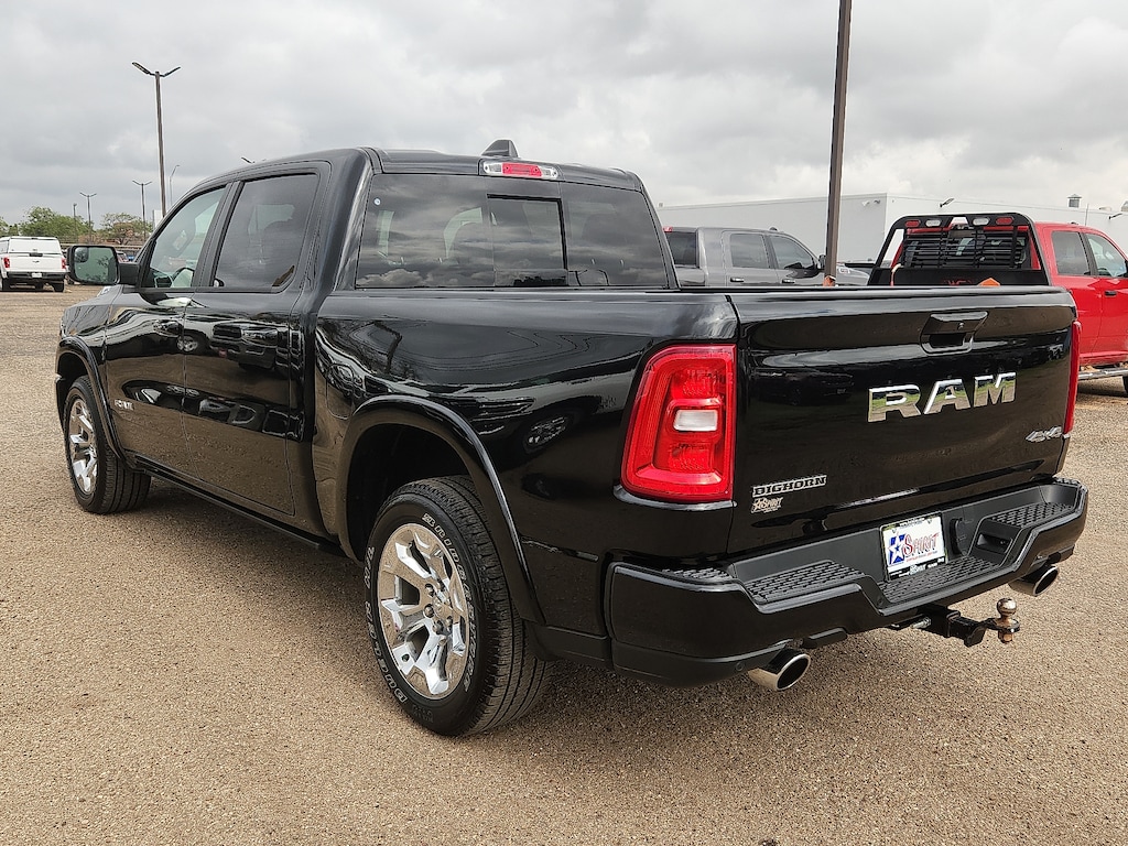 Used 2026 RAM 1500 Big Horn/Lone Star 4x4 Crew Cab 144.5 in. WB