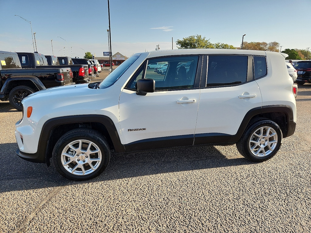 Used 2023 Jeep Renegade Latitude 4x4