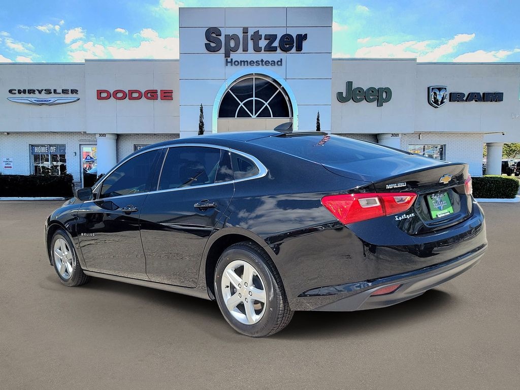 Used 2022 Chevrolet Malibu LS Sedan 2022 Chevrolet Malibu LS - photo 3