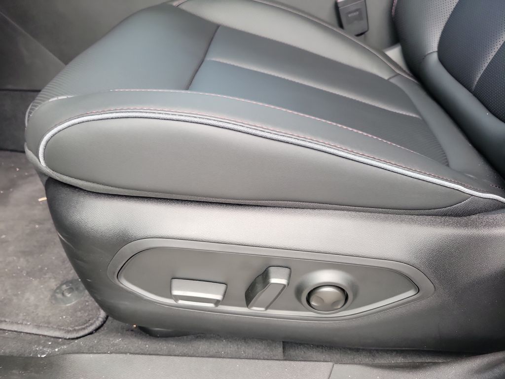 2025 Jeep Wagoneer S Limited - Photo 19
