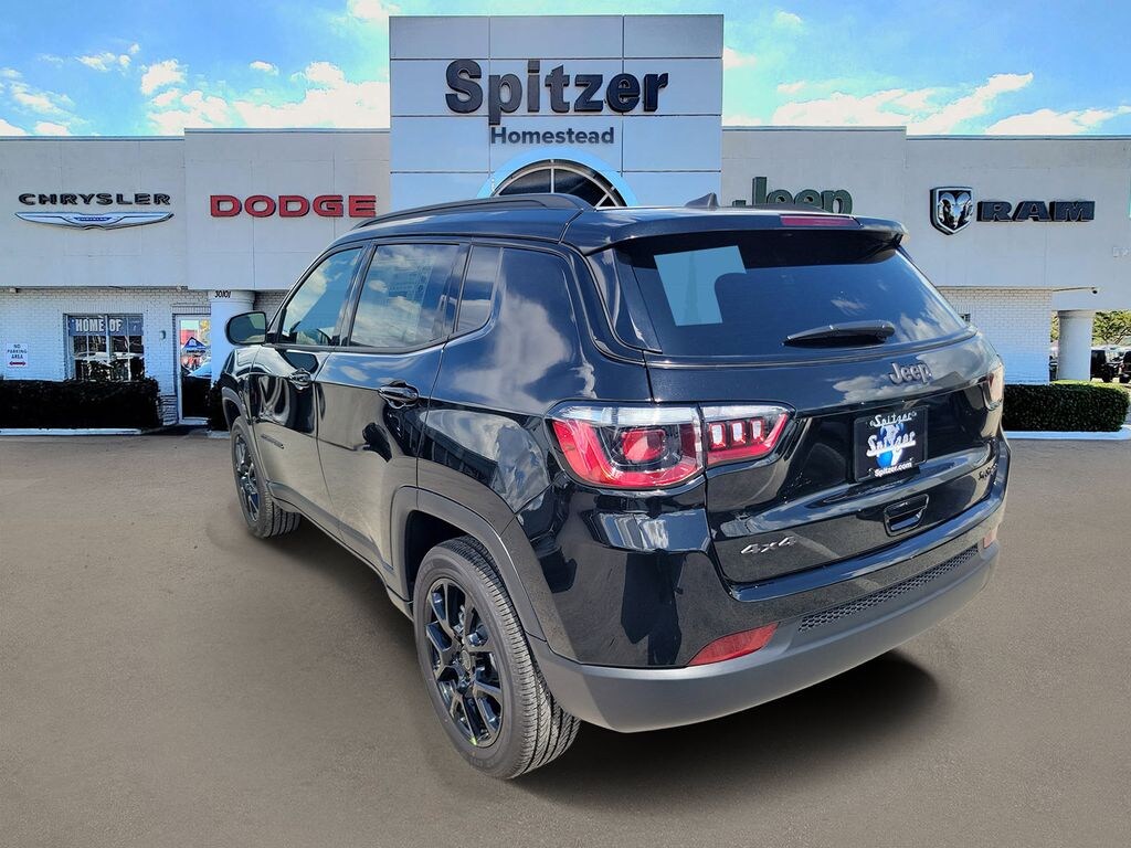 New 2026 Jeep Compass Latitude Sport Utility 2026 Jeep Compass Latitude - photo 3
