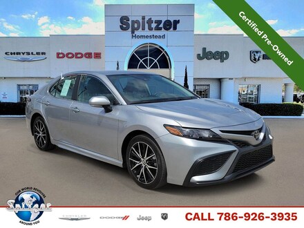 2024 Toyota Camry SE Sedan