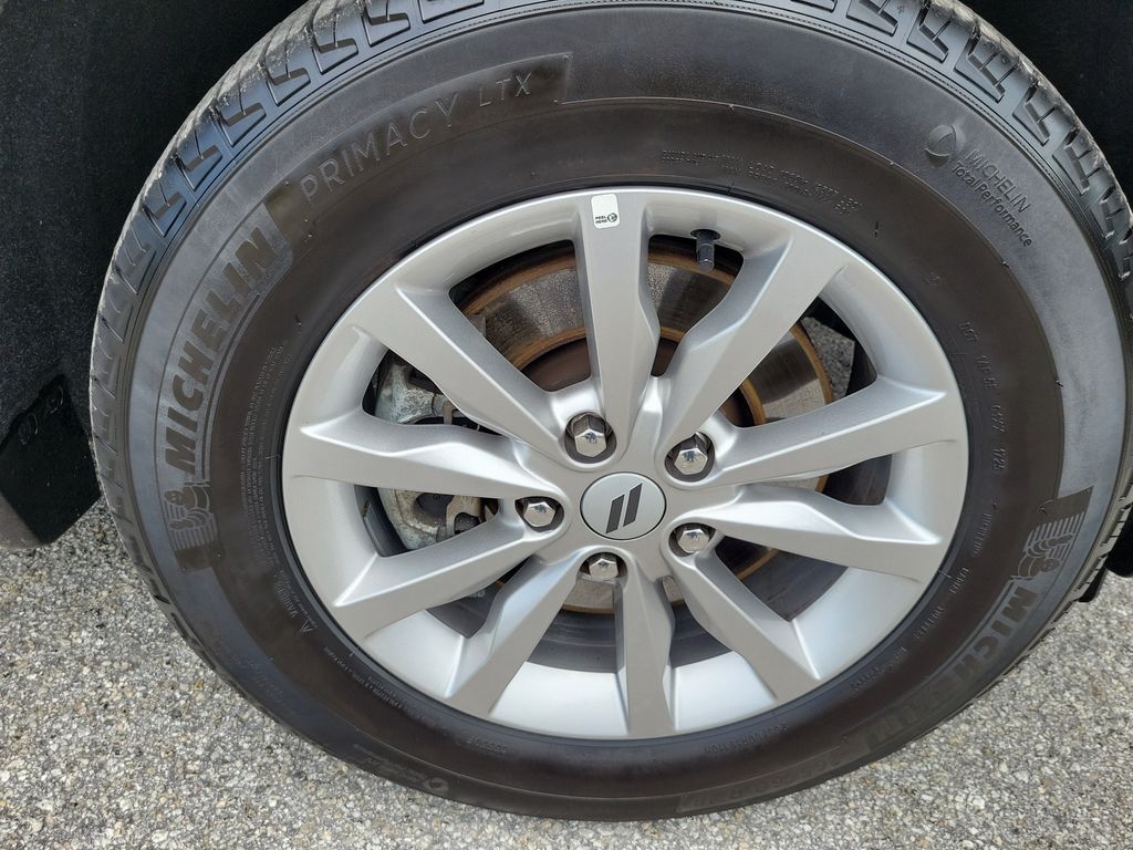 Photo 5