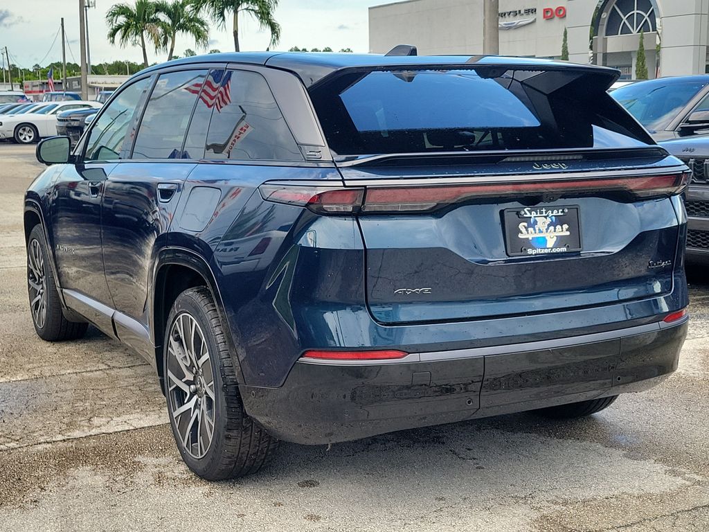2025 Jeep Wagoneer S Limited - Photo 3