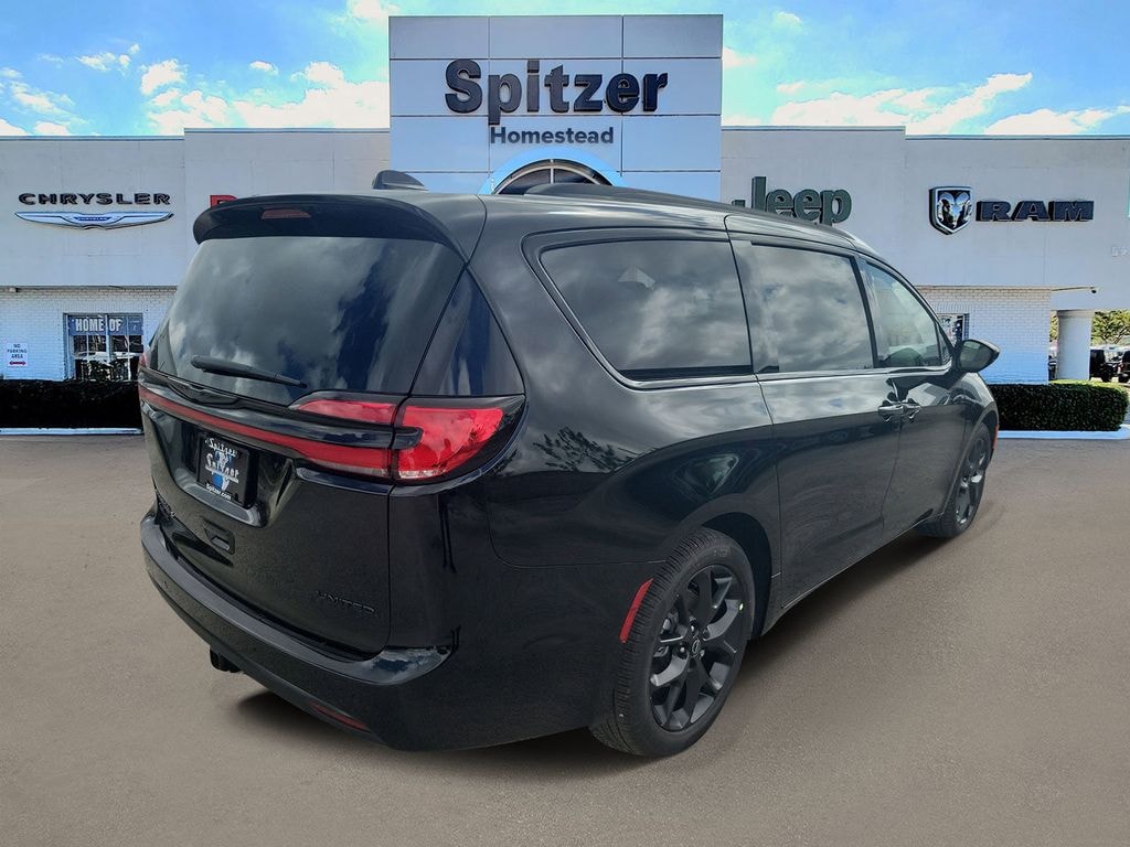 New 2026 Chrysler Pacifica Limited Passenger Van 2026 Chrysler Pacifica Limited - photo 2