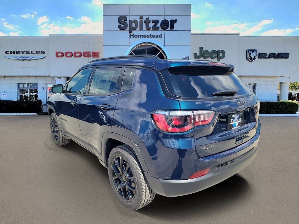 New 2026 Jeep Compass Latitude Sport Utility 2026 Jeep Compass Latitude - photo 3