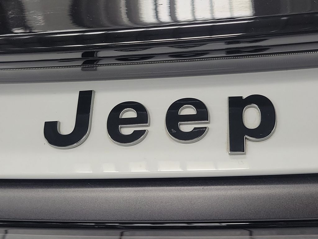 2025 Jeep Wagoneer S Limited - Photo 6