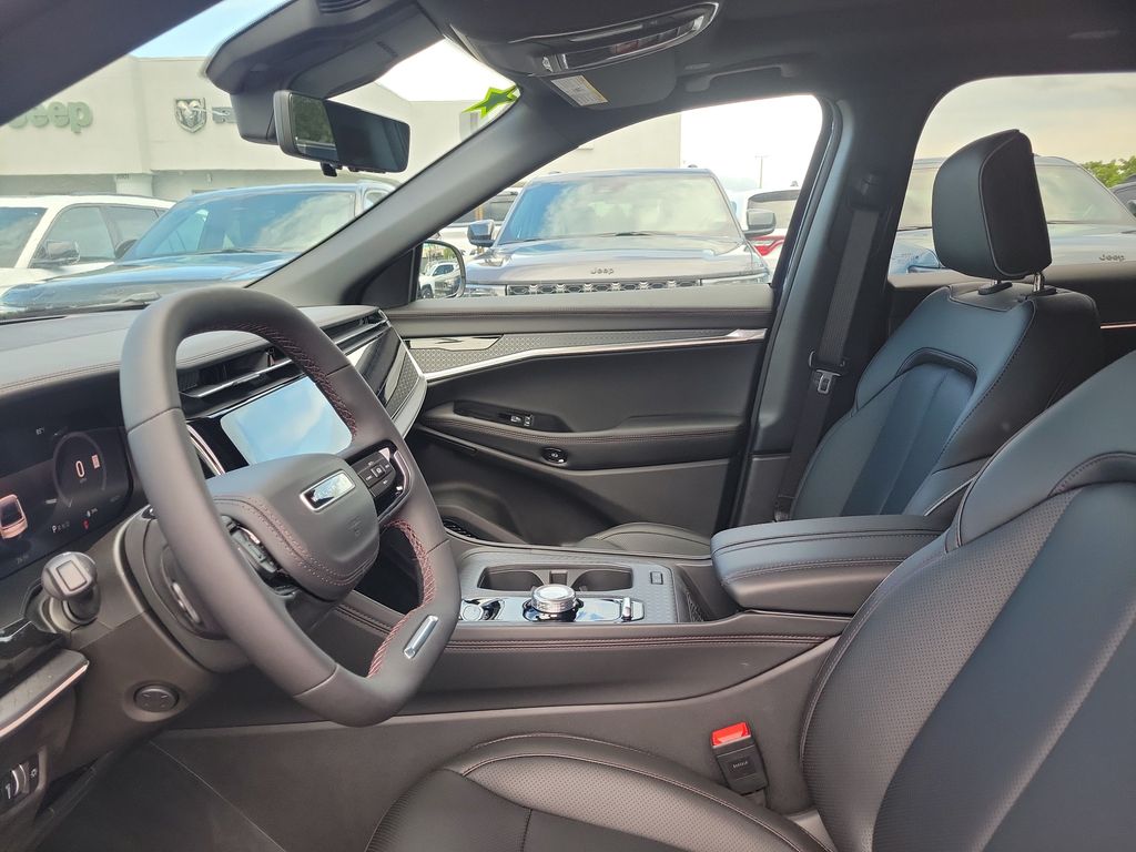 2025 Jeep Wagoneer S Limited - Photo 17