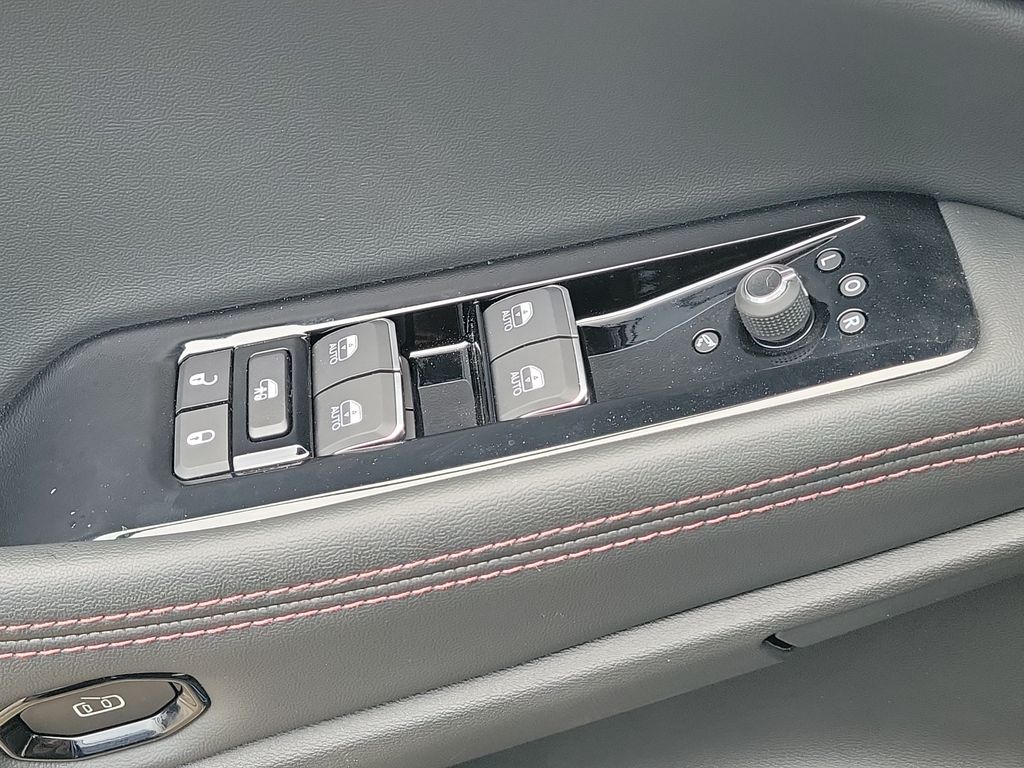 2025 Jeep Wagoneer S Limited - Photo 30