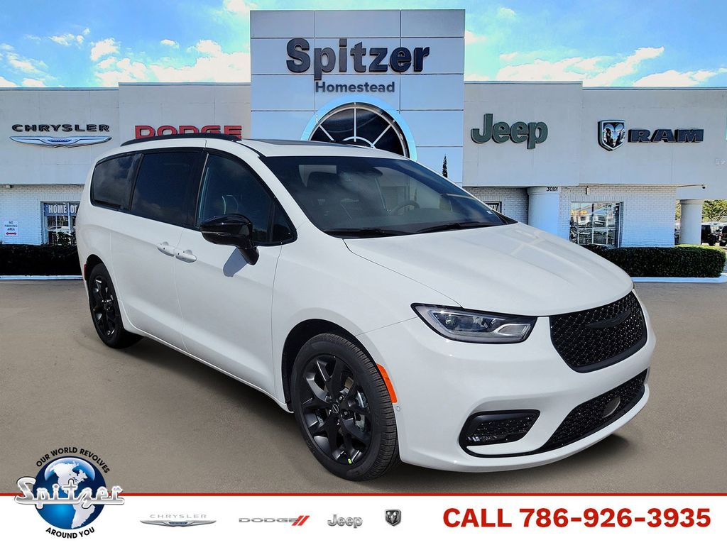 2026 Chrysler Pacifica Limited