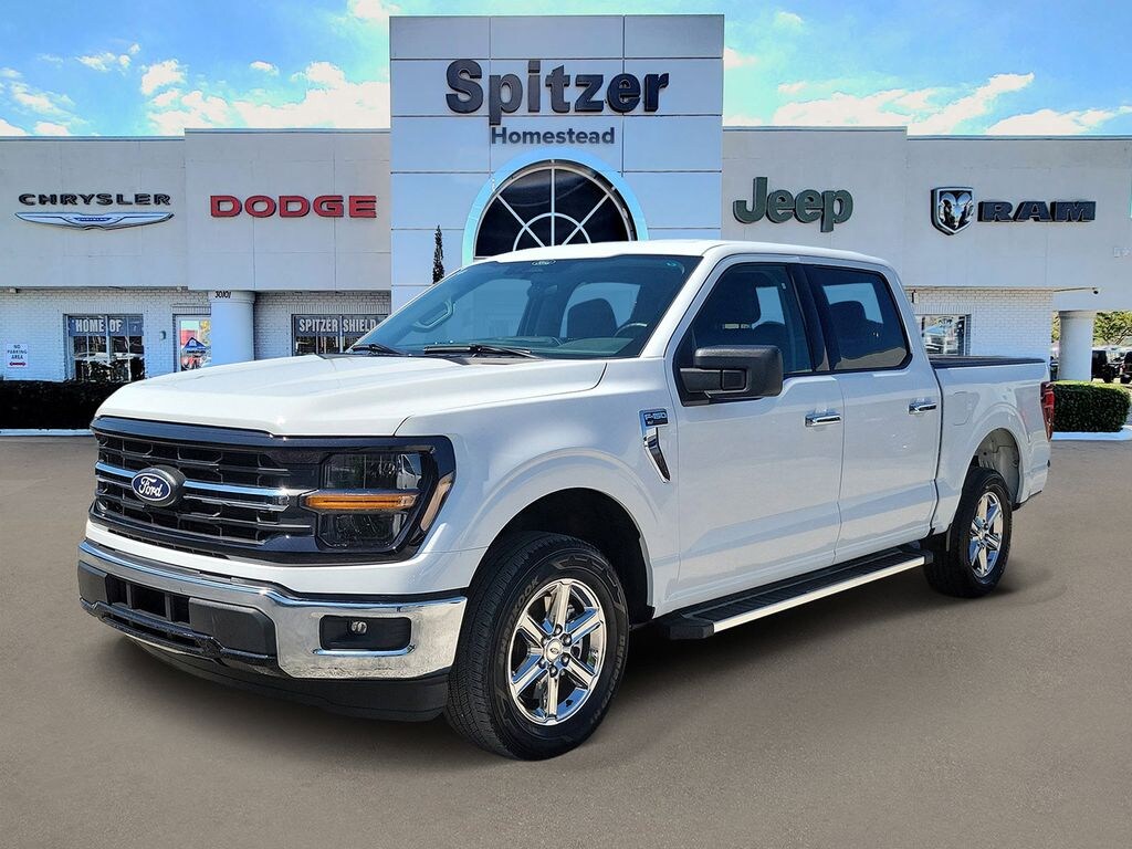 Used 2025 Ford F-150 XLT Truck 2025 Ford F-150 XLT - photo 4