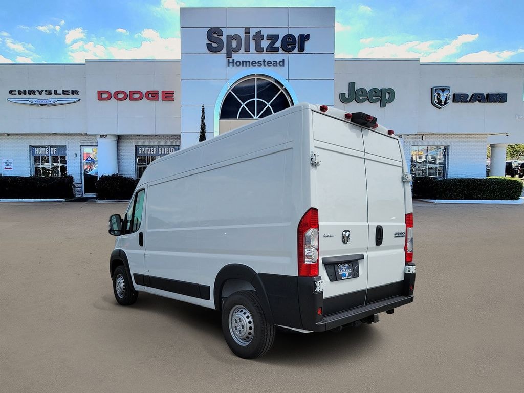 2026 Ram ProMaster High Roof - photo 3