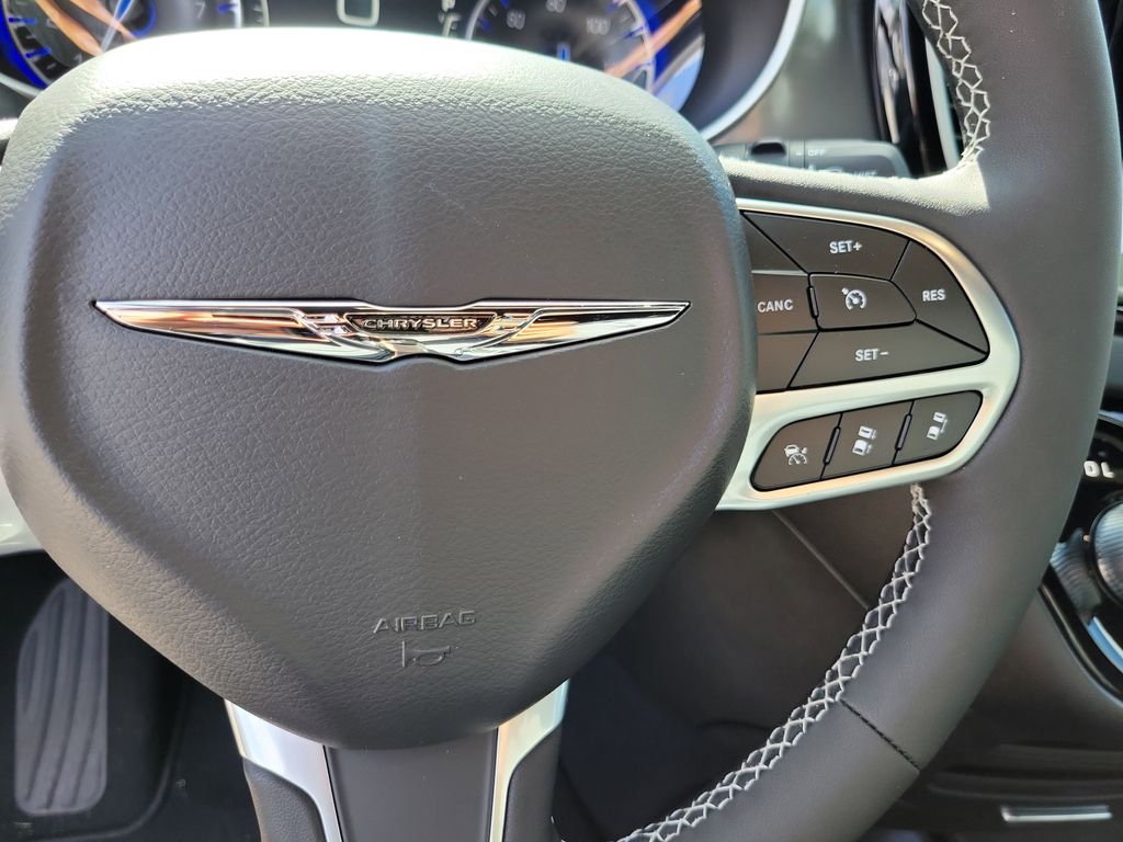 2026 Chrysler Voyager LX - Photo 24