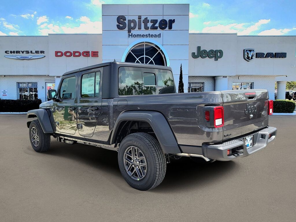 2026 Jeep Gladiator Sport - photo 3