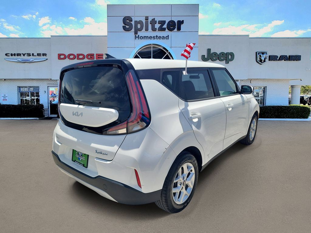 Used 2024 Kia Soul LX with VIN KNDJ23AU9R7898460 for sale in Homestead, FL
