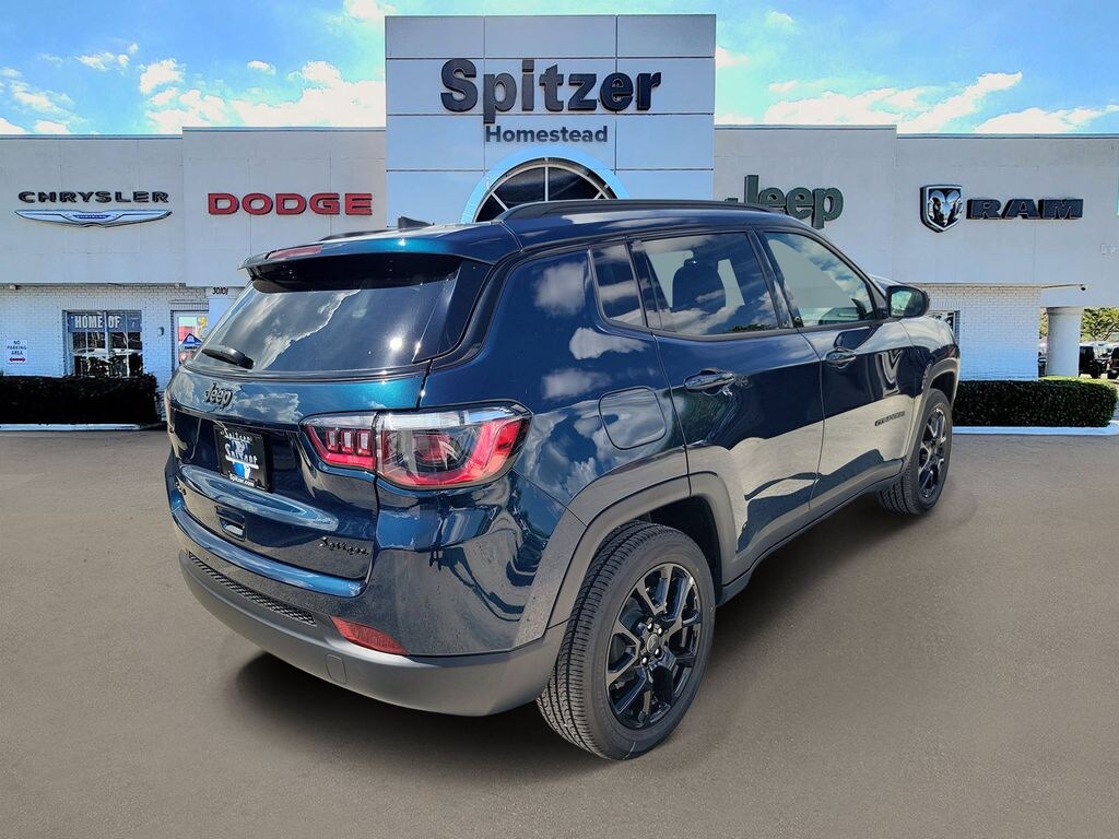 New 2026 Jeep Compass Latitude Sport Utility 2026 Jeep Compass Latitude - photo 2