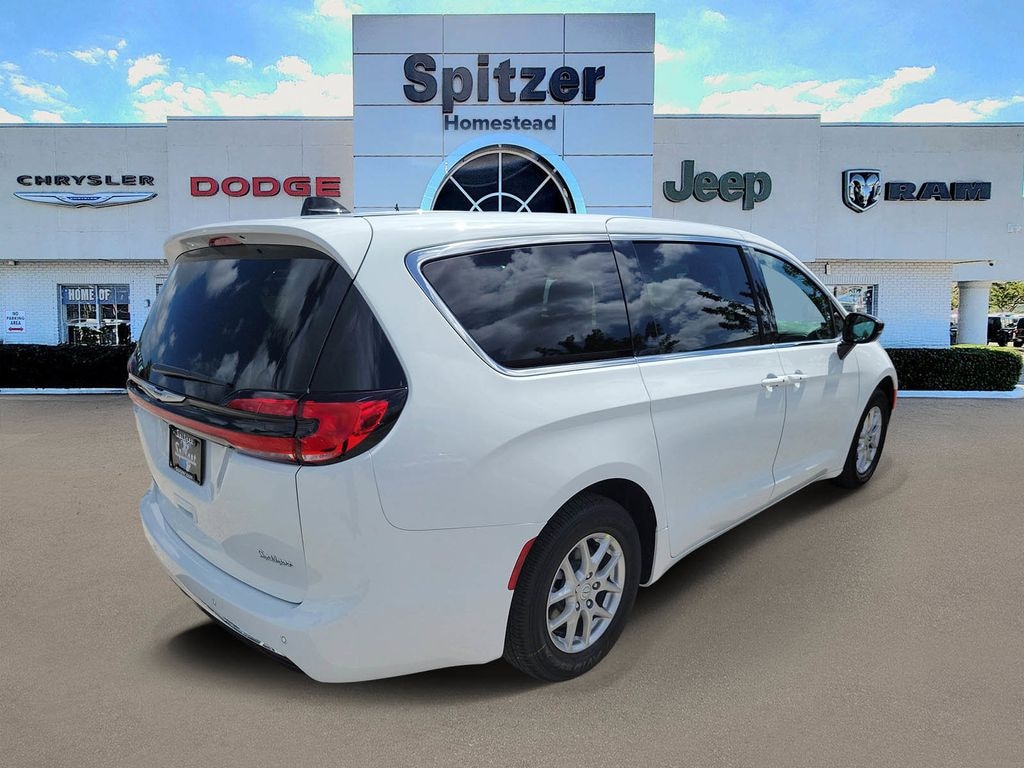 New 2026 Chrysler Pacifica Select Passenger Van 2026 Chrysler Pacifica Select - photo 2