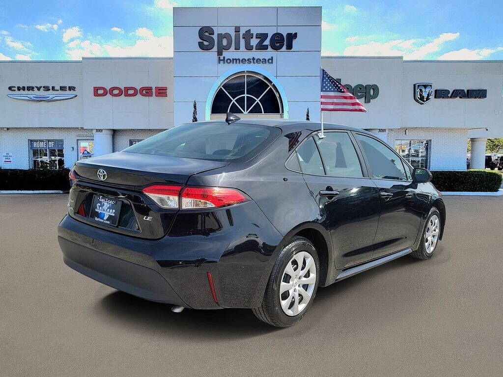 Used 2024 Toyota Corolla LE Sedan