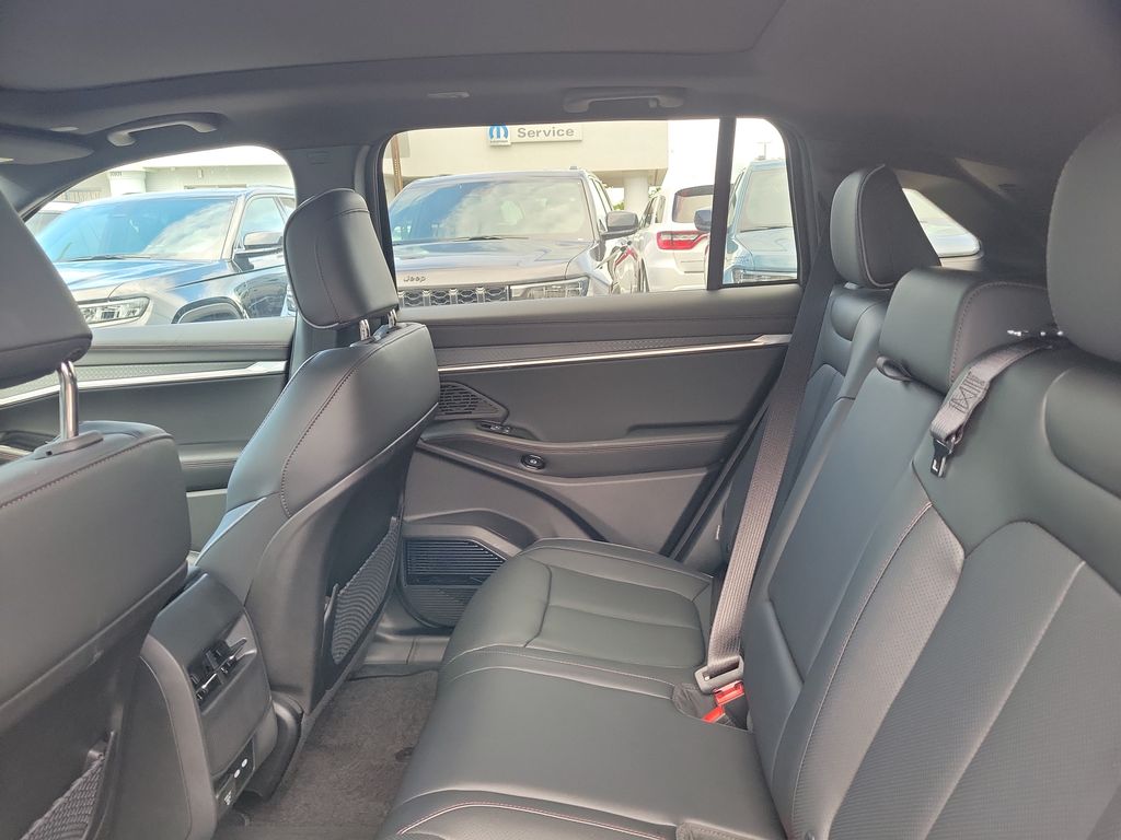 2025 Jeep Wagoneer S Limited - Photo 15