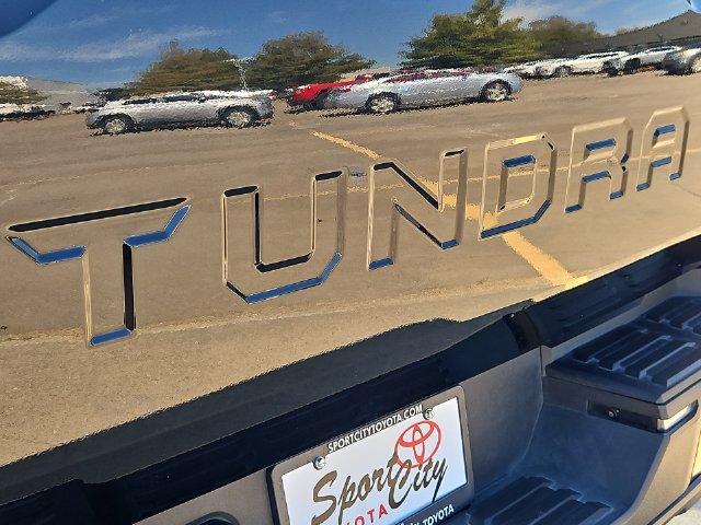2025 Toyota Tundra SR5 - Photo 11