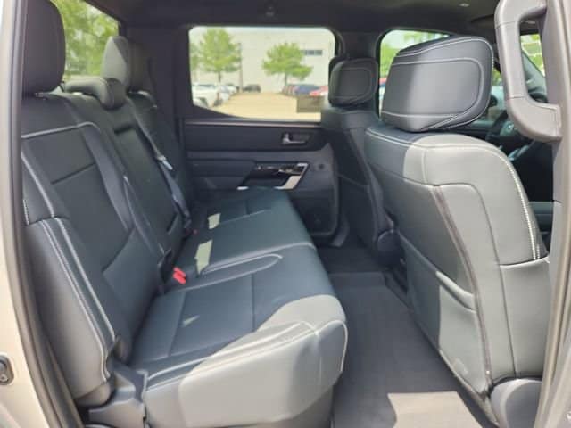 2026 Toyota Tundra Limited - Photo 18