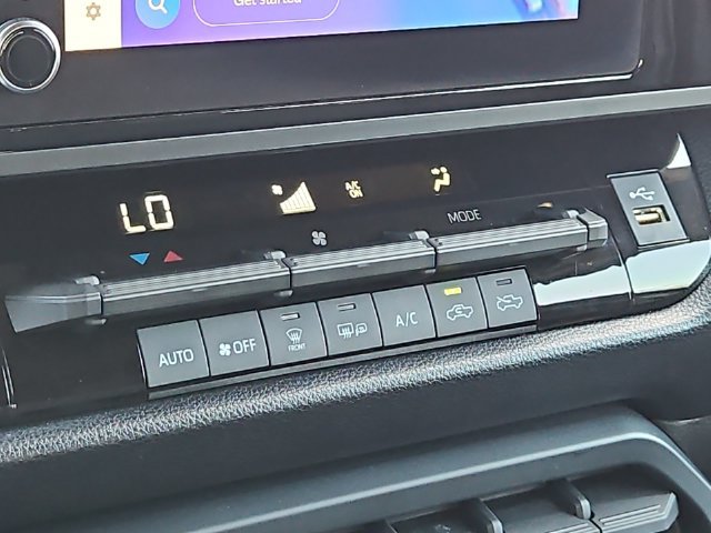 2025 Toyota Tundra SR5 - Photo 24