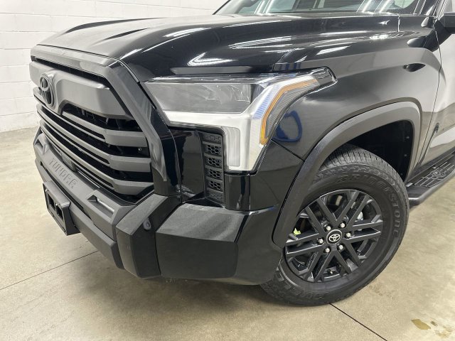 2025 Toyota Tundra SR5 - Photo 31