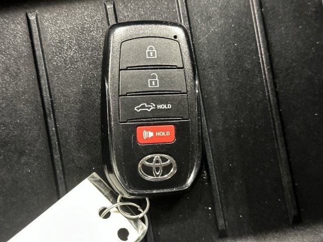 2025 Toyota Tundra SR5 - Photo 32