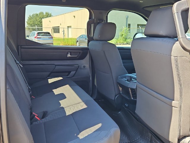 2025 Toyota Tundra SR5 - Photo 17