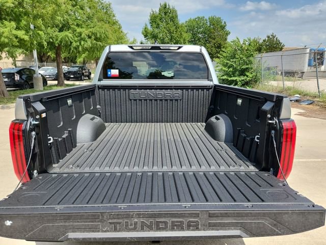 2026 Toyota Tundra Limited - Photo 17