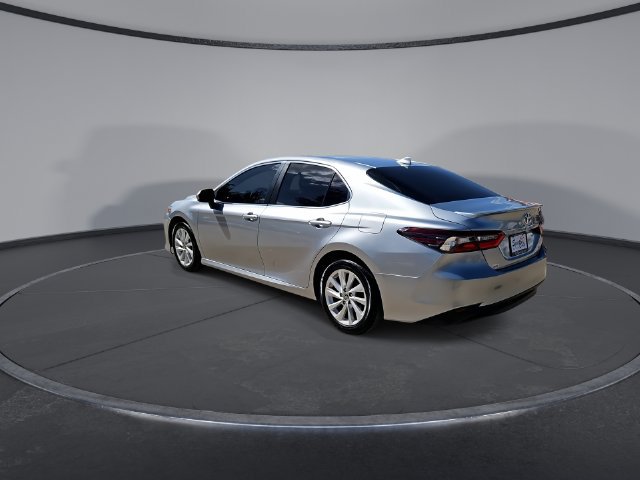 2023 Toyota Camry LE - Photo 6