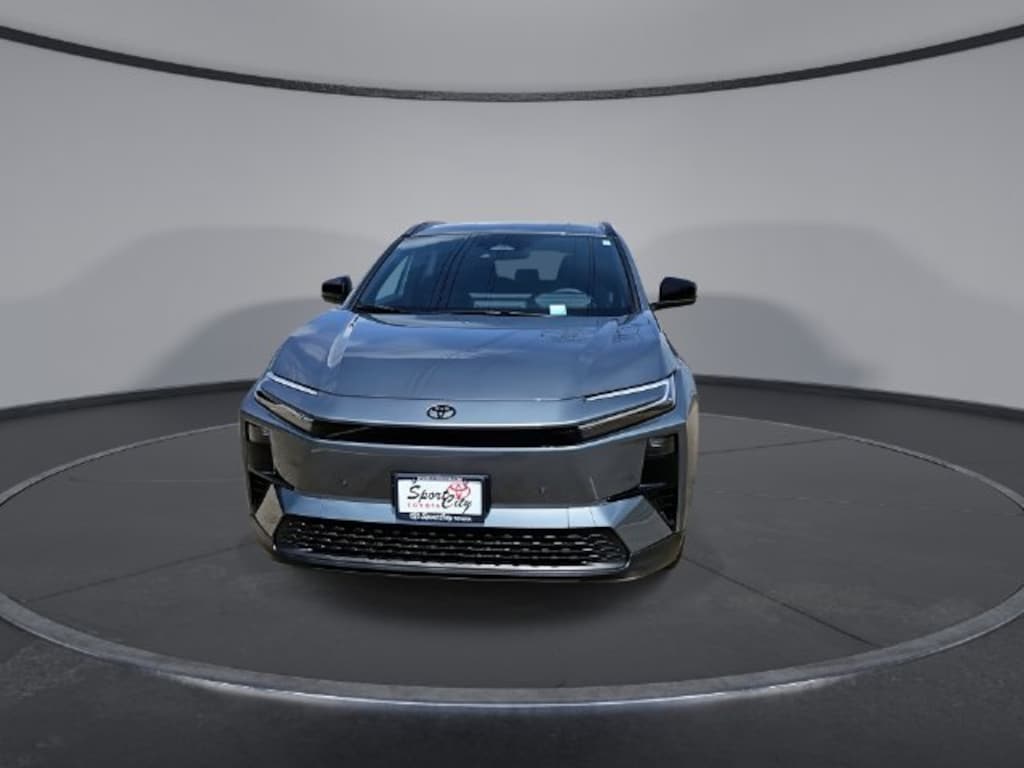 New 2026 Toyota C-HR SE SUV