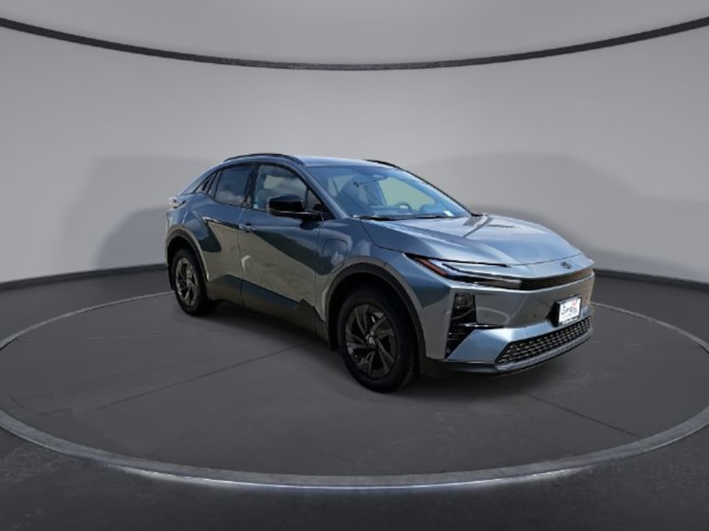 New 2026 Toyota C-HR SE SUV