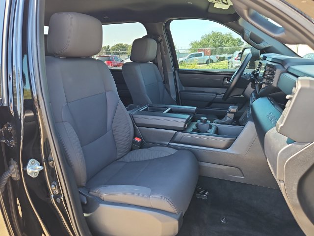 2025 Toyota Tundra SR5 - Photo 18