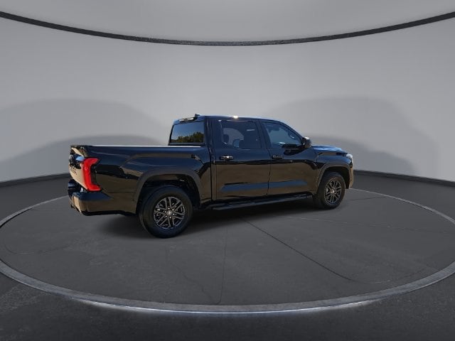2025 Toyota Tundra SR5 - Photo 8