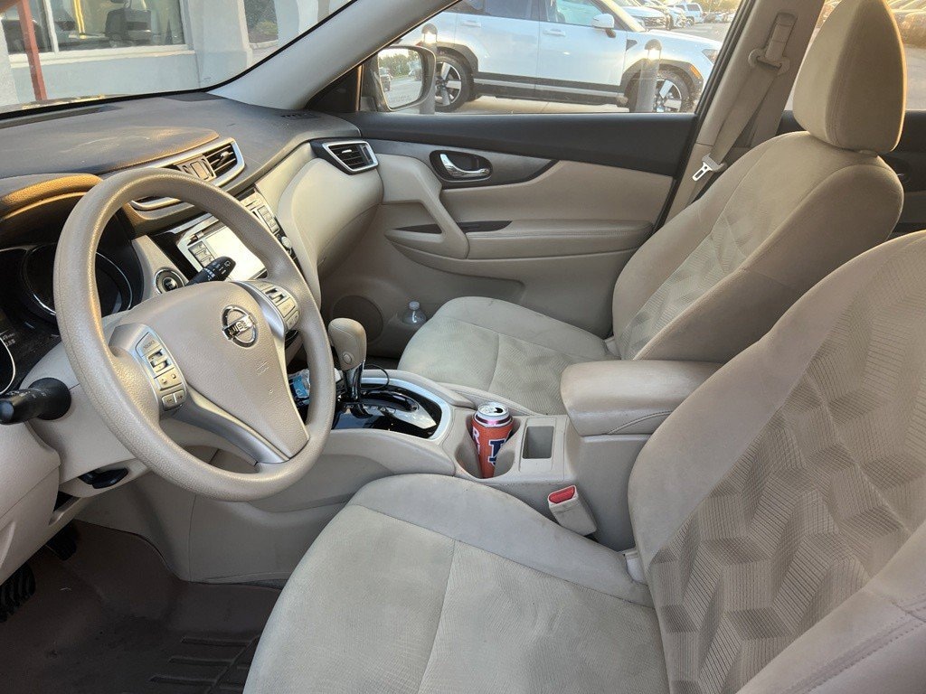 Used 2014 Nissan Rogue SV SUV