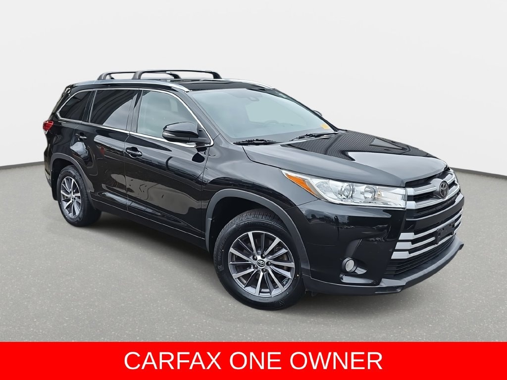 Certified 2017 Toyota Highlander XLE V6 SUV
