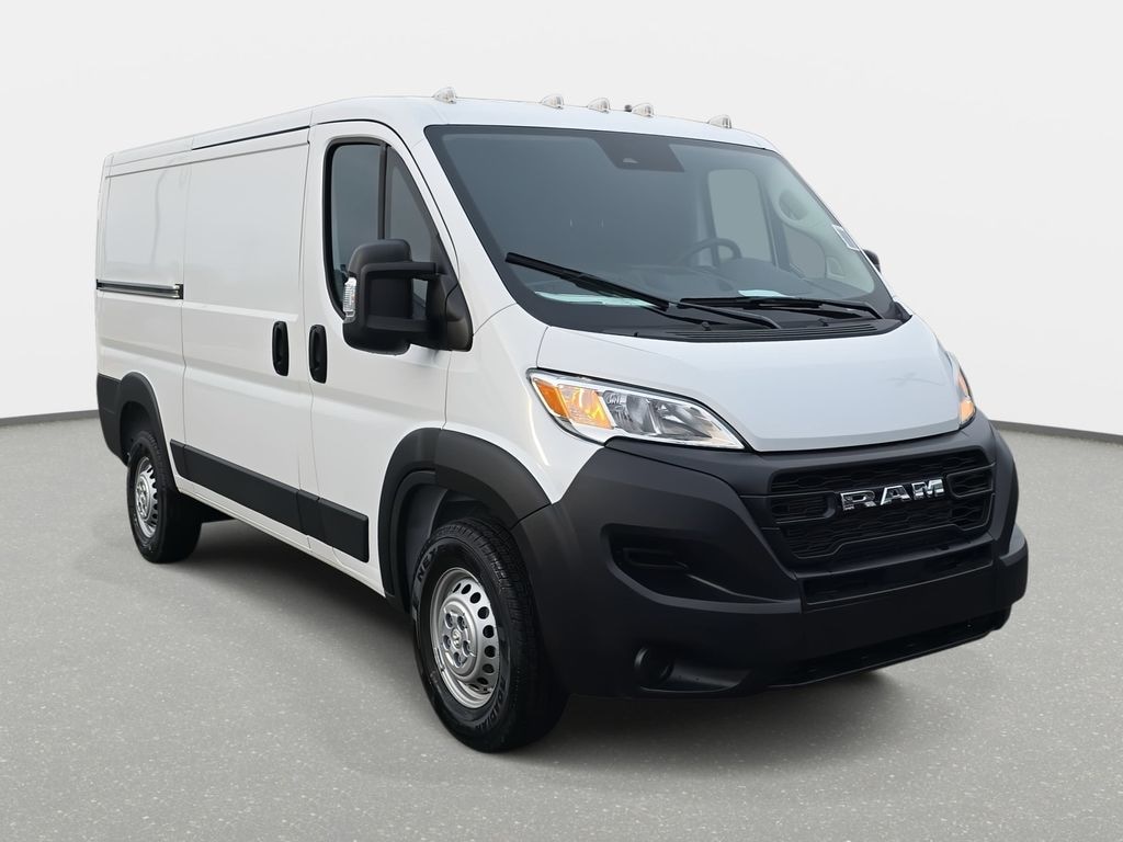 New 2025 Ram ProMaster PROMASTER 1500 TRADESMAN CARGO VAN LOW ROOF 136' W Cargo Van