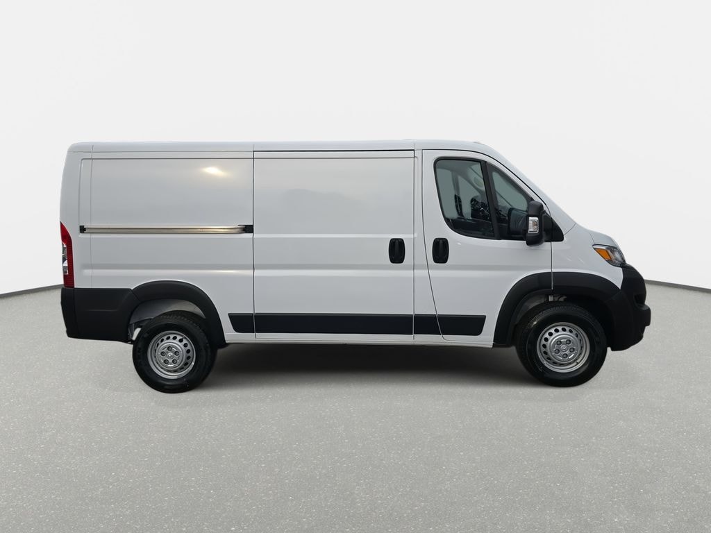 New 2025 Ram ProMaster PROMASTER 1500 TRADESMAN CARGO VAN LOW ROOF 136' W Cargo Van