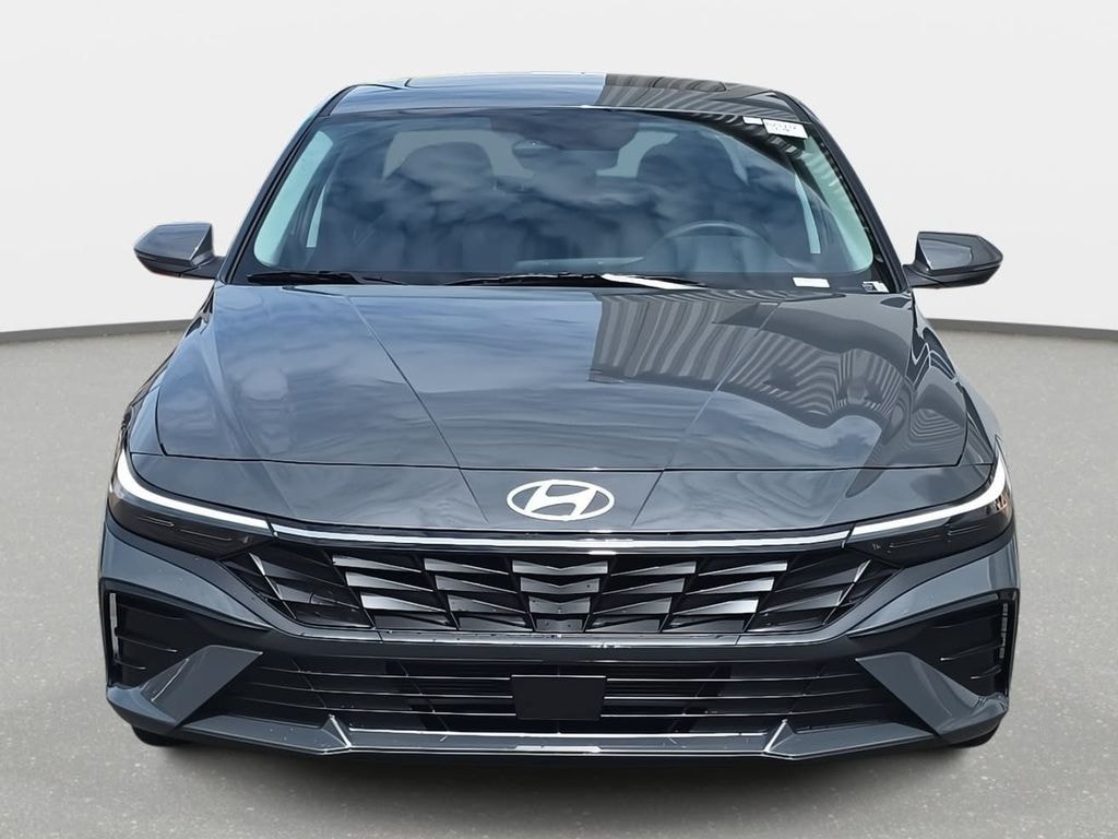 New 2026 Hyundai Elantra Limited Sedan