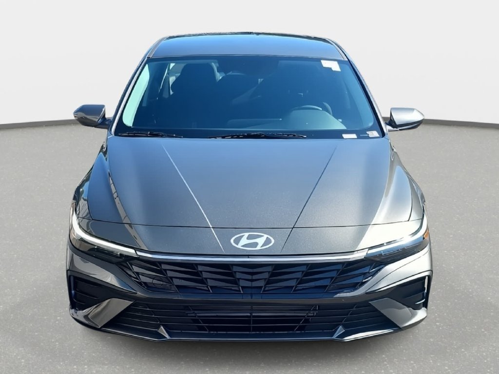 New 2026 Hyundai Elantra SE Sedan