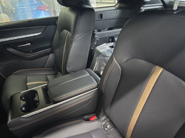 2026 Mazda CX-90 Premium Plus Package - Photo 14