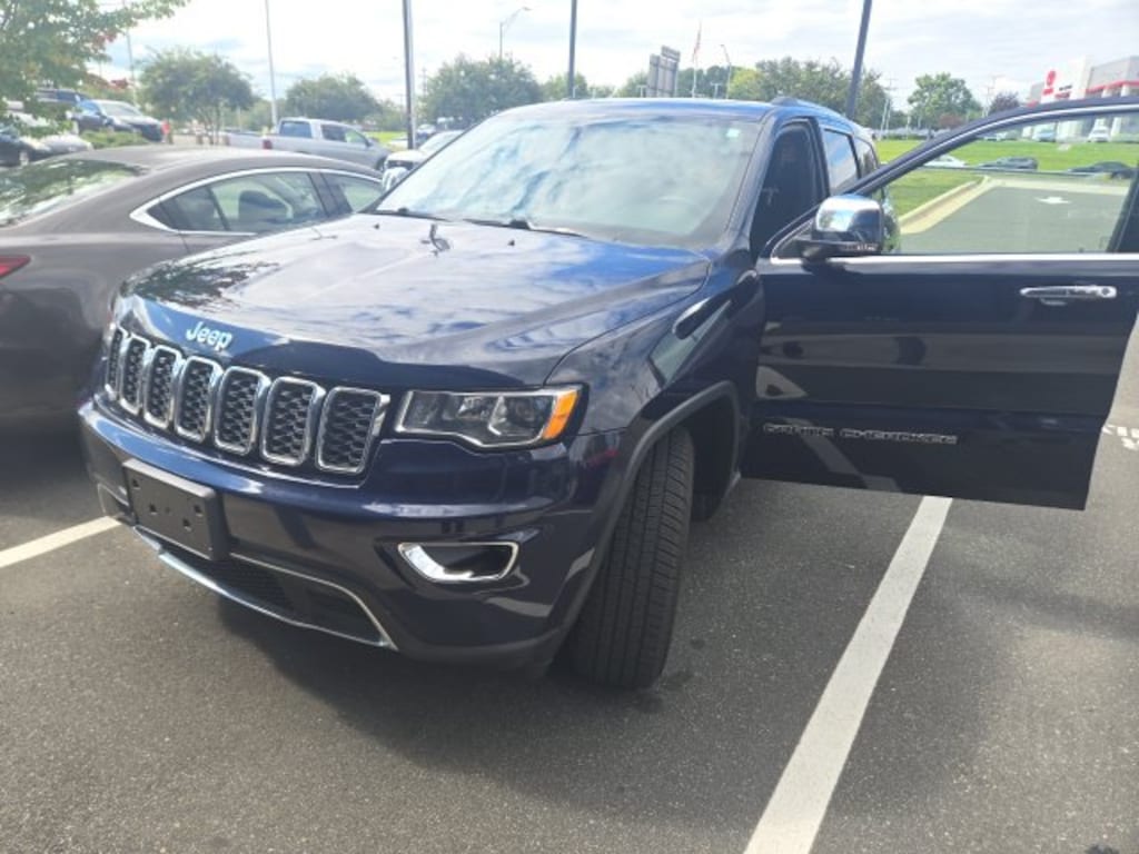 Used 2017 Jeep Grand Cherokee Limited SUV