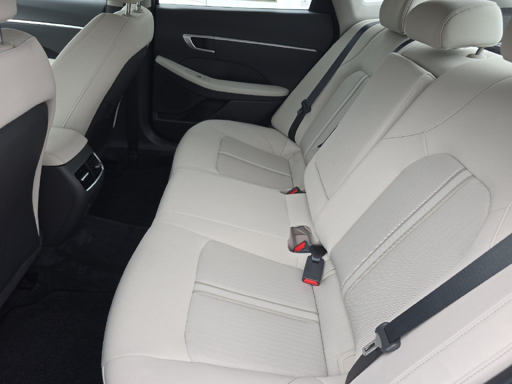 2026 Hyundai Sonata Hybrid SEL - Photo 33