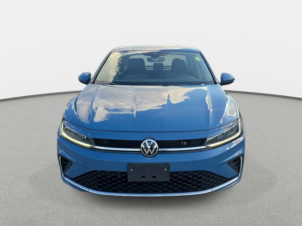 Used 2025 Volkswagen Jetta 1.5T SE Sedan