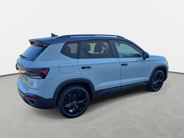 New 2027 Volkswagen Taos 1.5T SE Black SUV