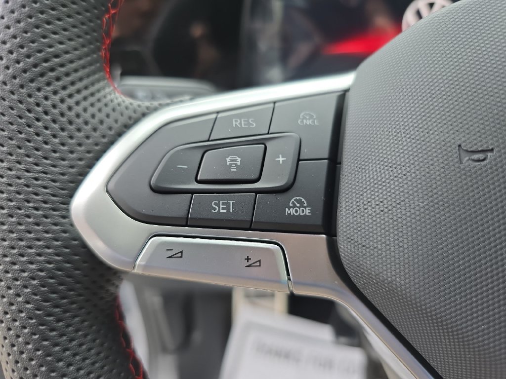 2026 Volkswagen Golf GTI SE - Photo 14